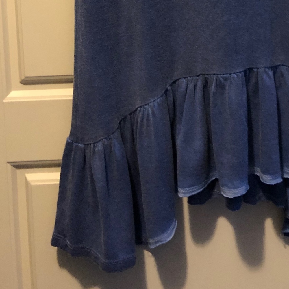Distressed Tee with Rippled Hem - Picture 3 of 3